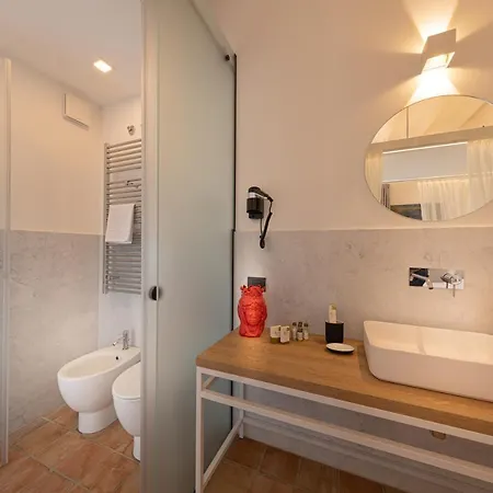 Toto Hotel 3*